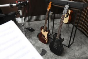 Jak skutecznie nagrywać sesje ćwiczeniowe: Wykorzystanie technologii do monitorowania postępów w nauce gry na instrumencie