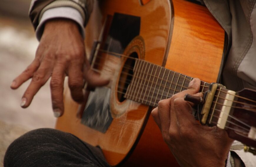 Fascynacja flamenco: Jak zacząć grać muzykę andaluzyjską na gitarze…