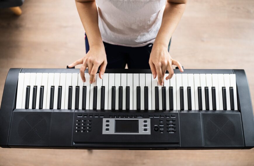 Jak komponować melodie na keyboardzie: Wskazówki i techniki dla…